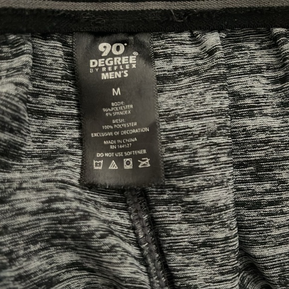 90 Degree Active Shorts. Priced To Sell 🤩 M - Picture 6 of 6